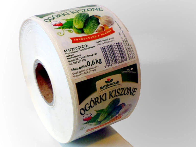Etykiety samoprzylepne na roli